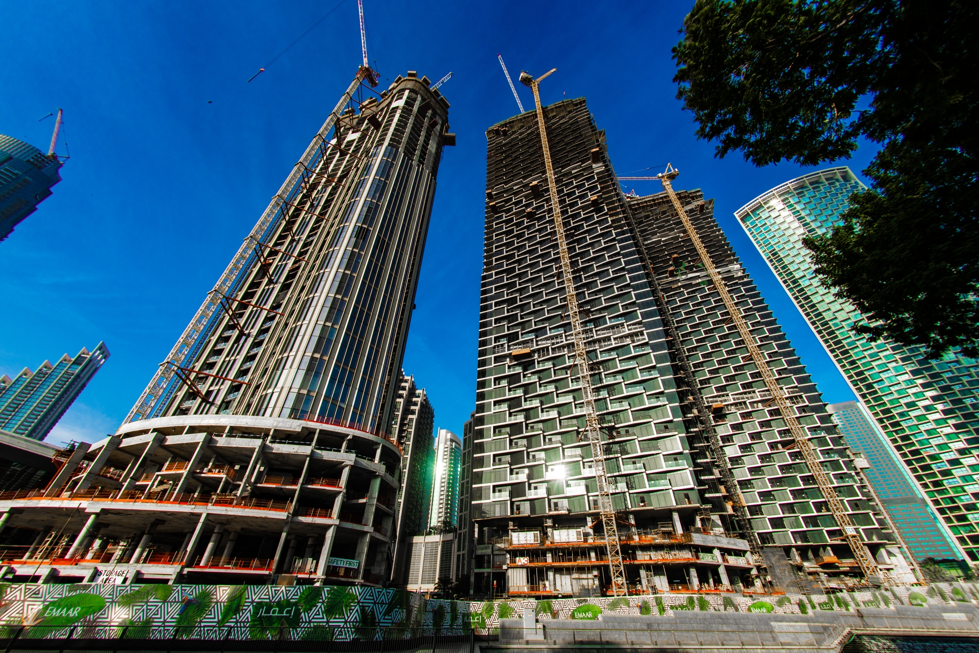 ドバイの建築中の不動産